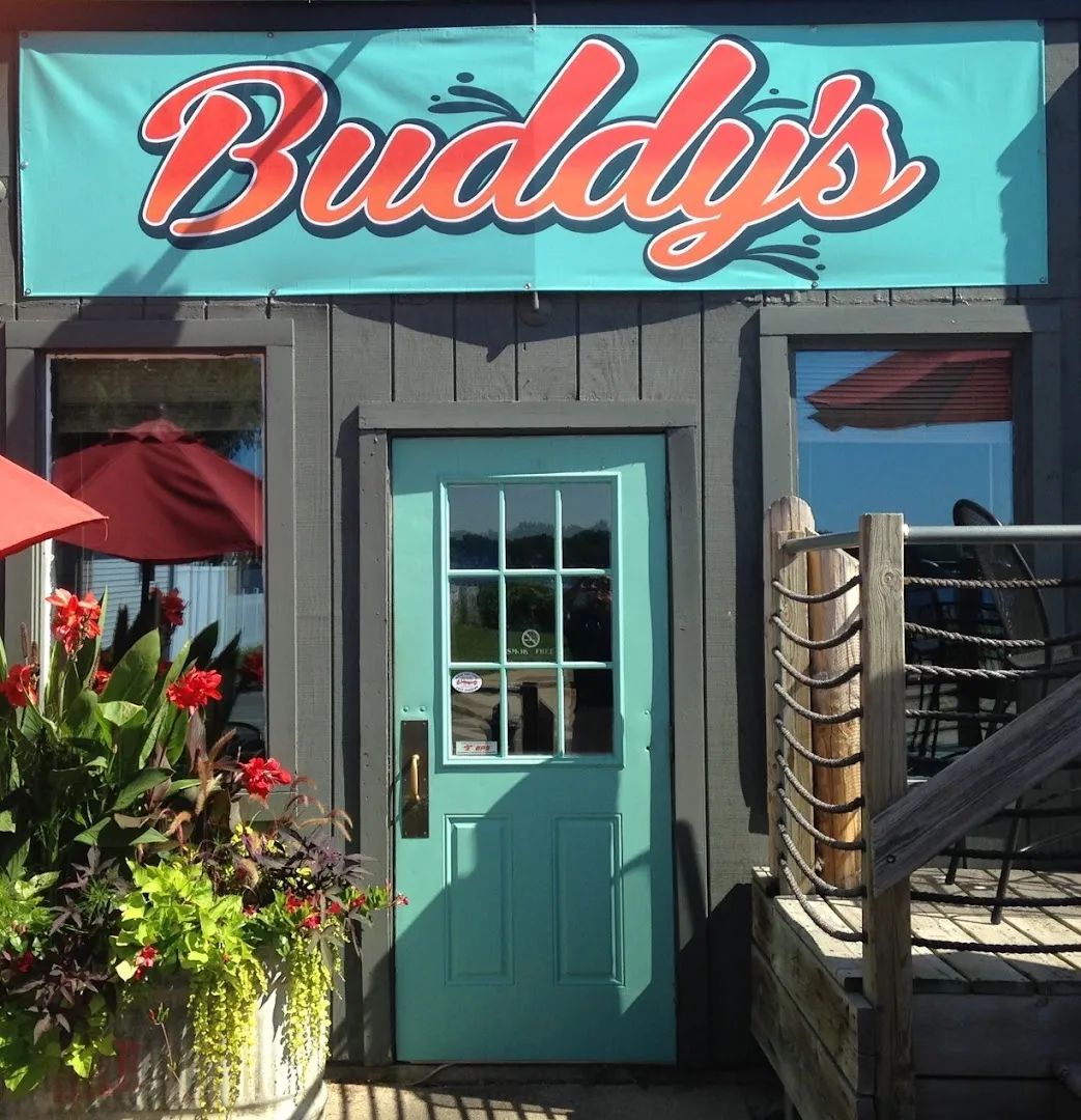 Buddy's on the Beach